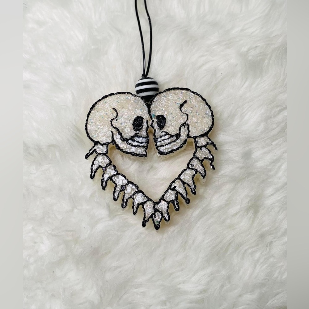 Skull/Heart Car Freshie